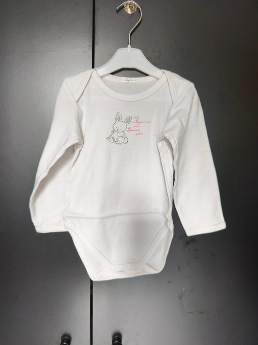 Body blanc manches longues “Trop mignonne pour dormir seule” – Bébé Rêve 24 mois ref 406