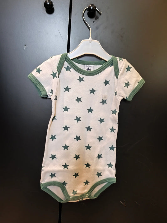 Body Blanc à Étoiles Vertes – Manches Courtes – Petit Bateau – 12 Mois ref 296