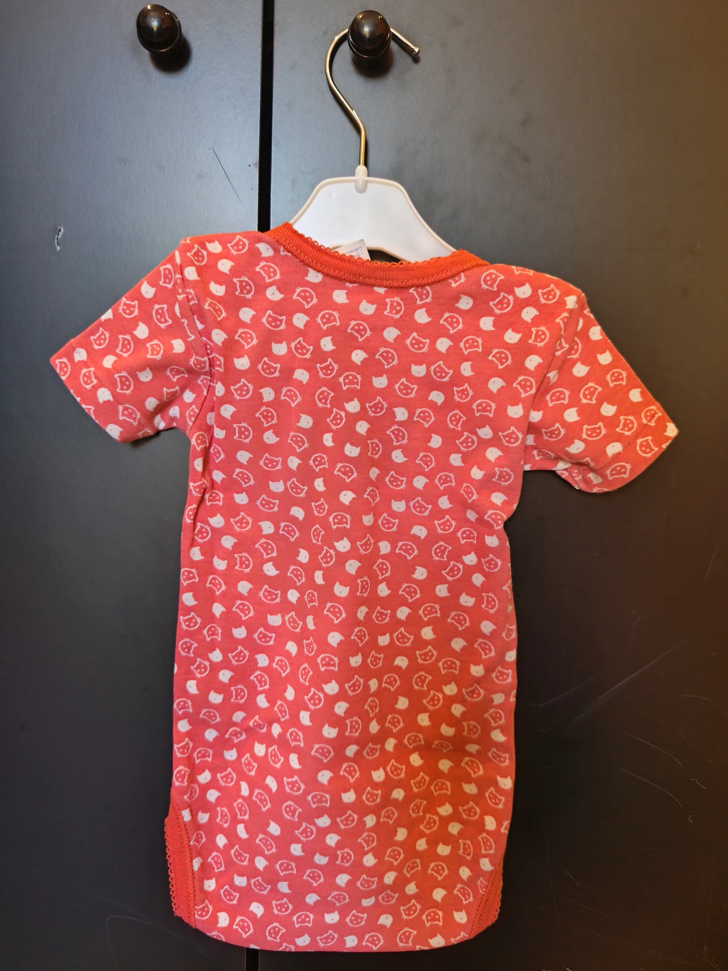Body manches courtes “Chat Blanc” – Orange vif – 9 mois ref 265
