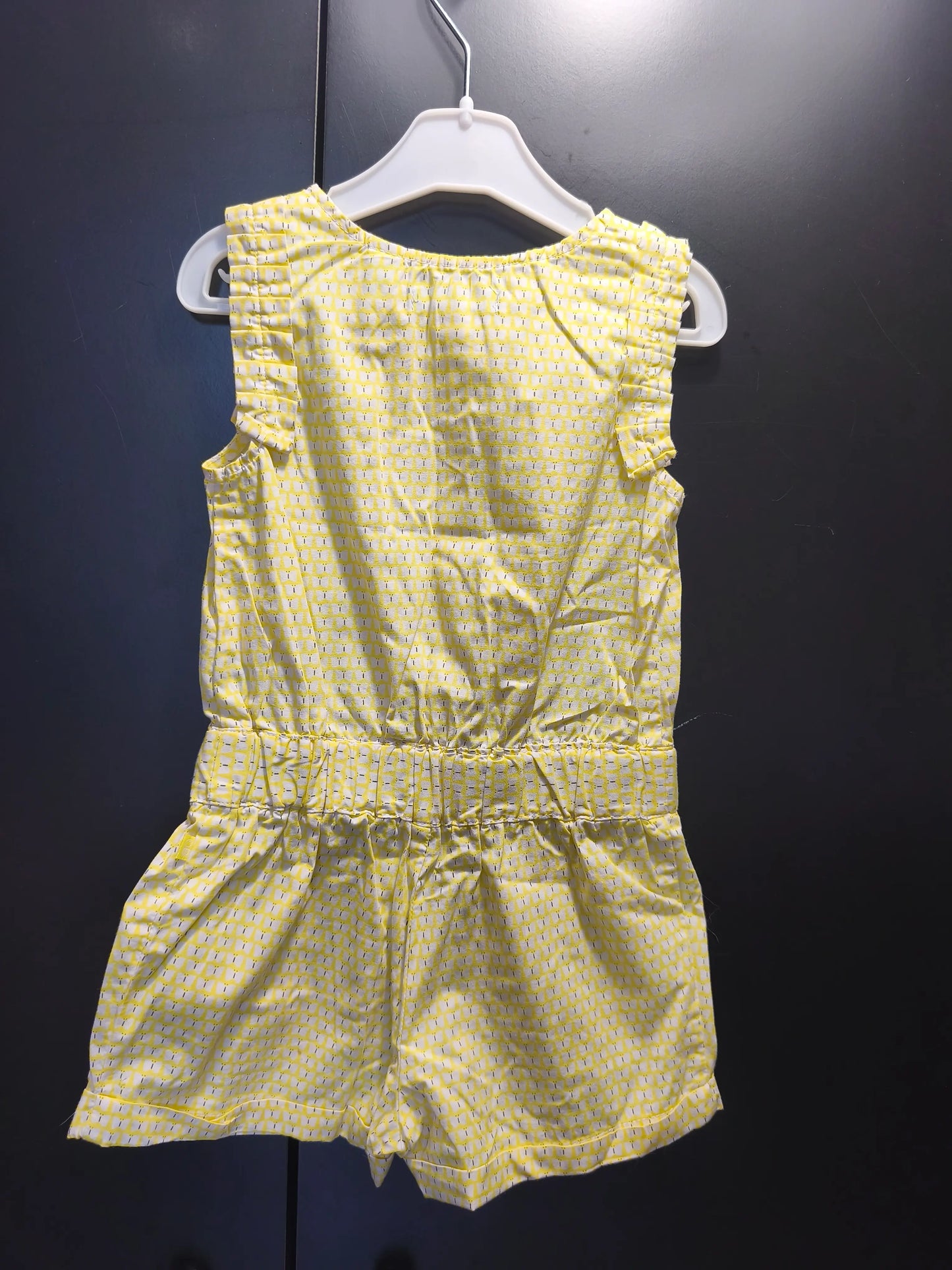 Combinaison short jaune vif à papillons – Okaïbi 18 mois ref 368