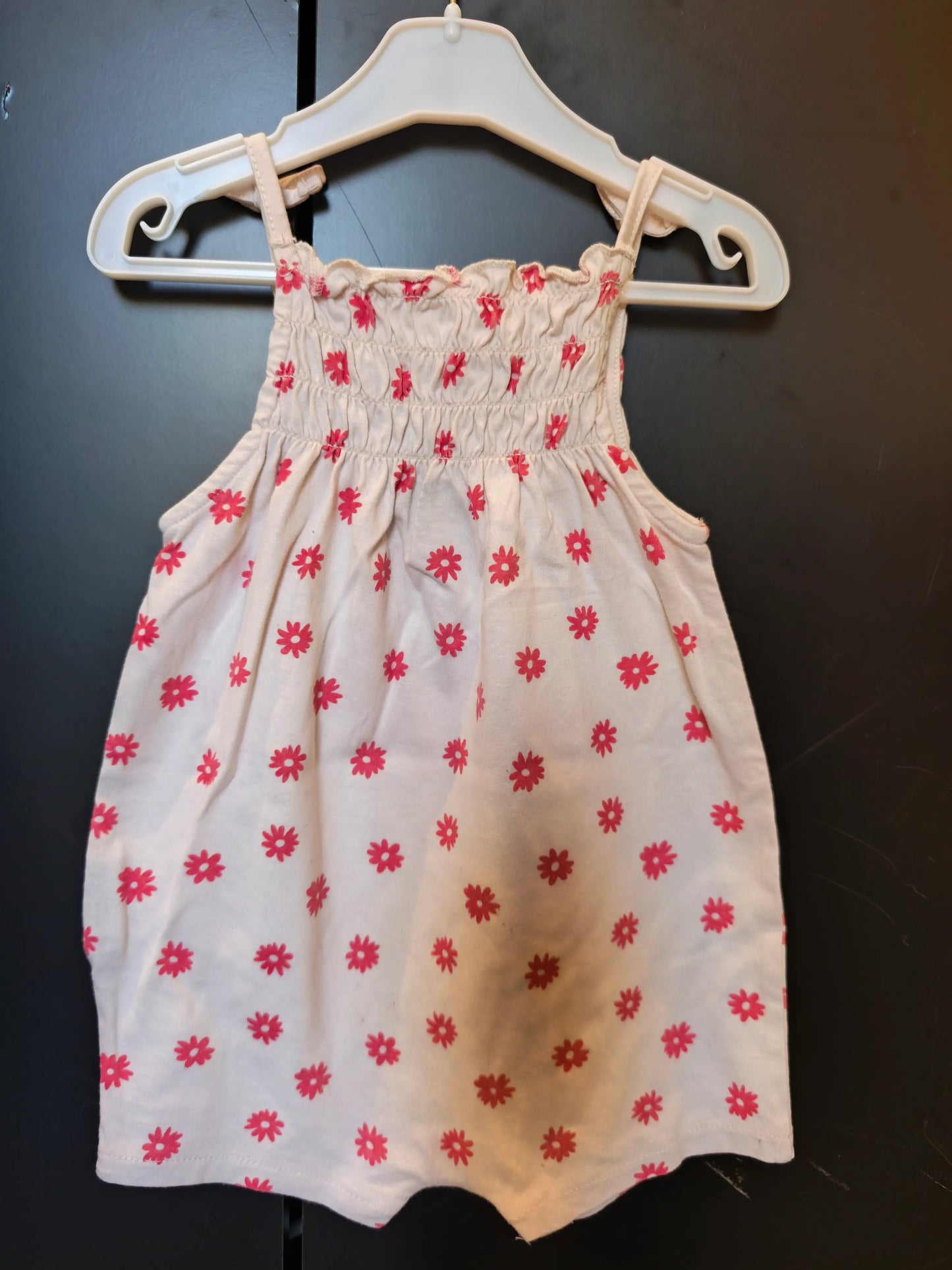 Combinaison short d’été – Rose pastel imprimé fleurs – 9 mois ref 257