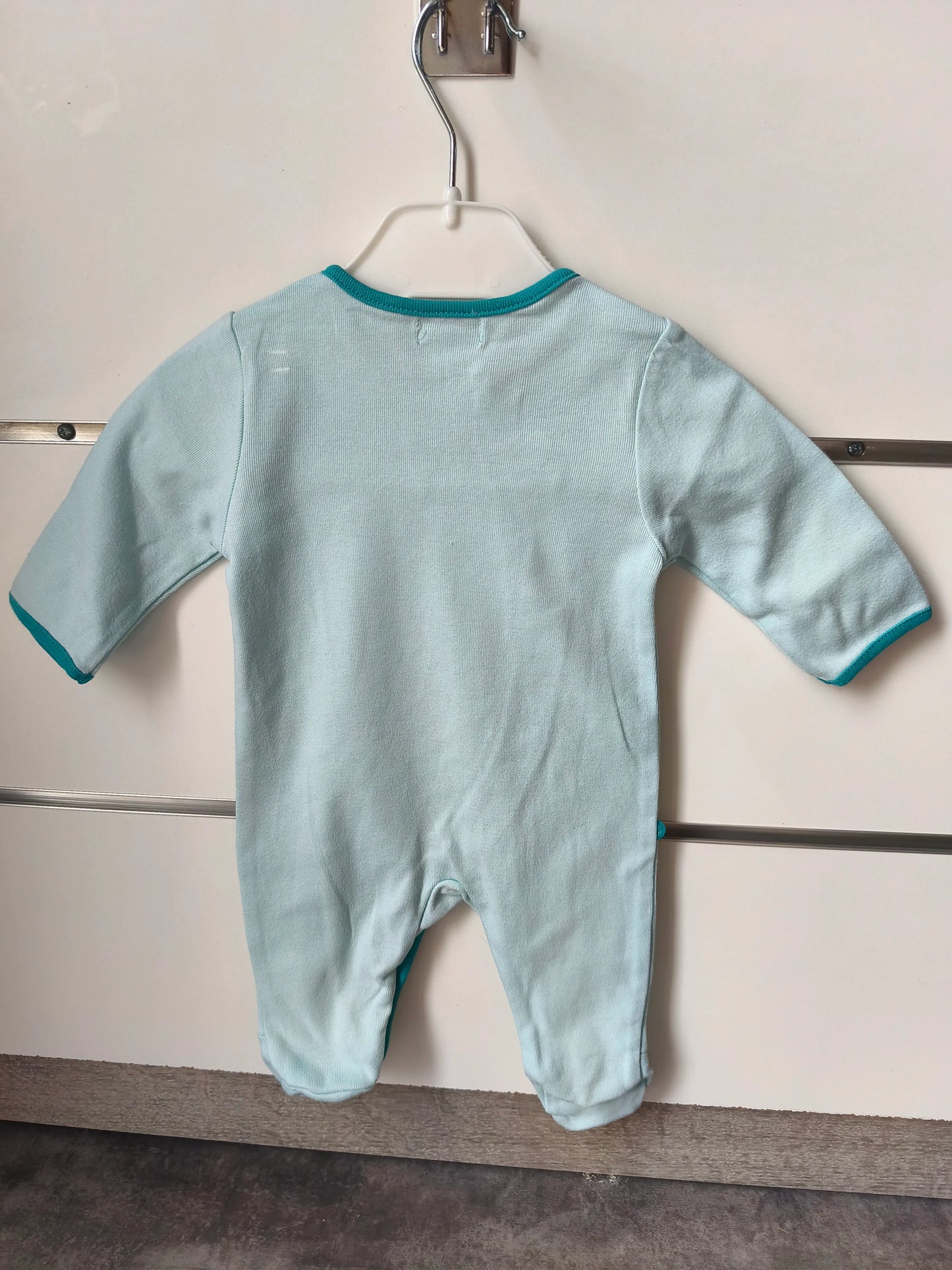 Grenouillère cube 1 mois ref 677