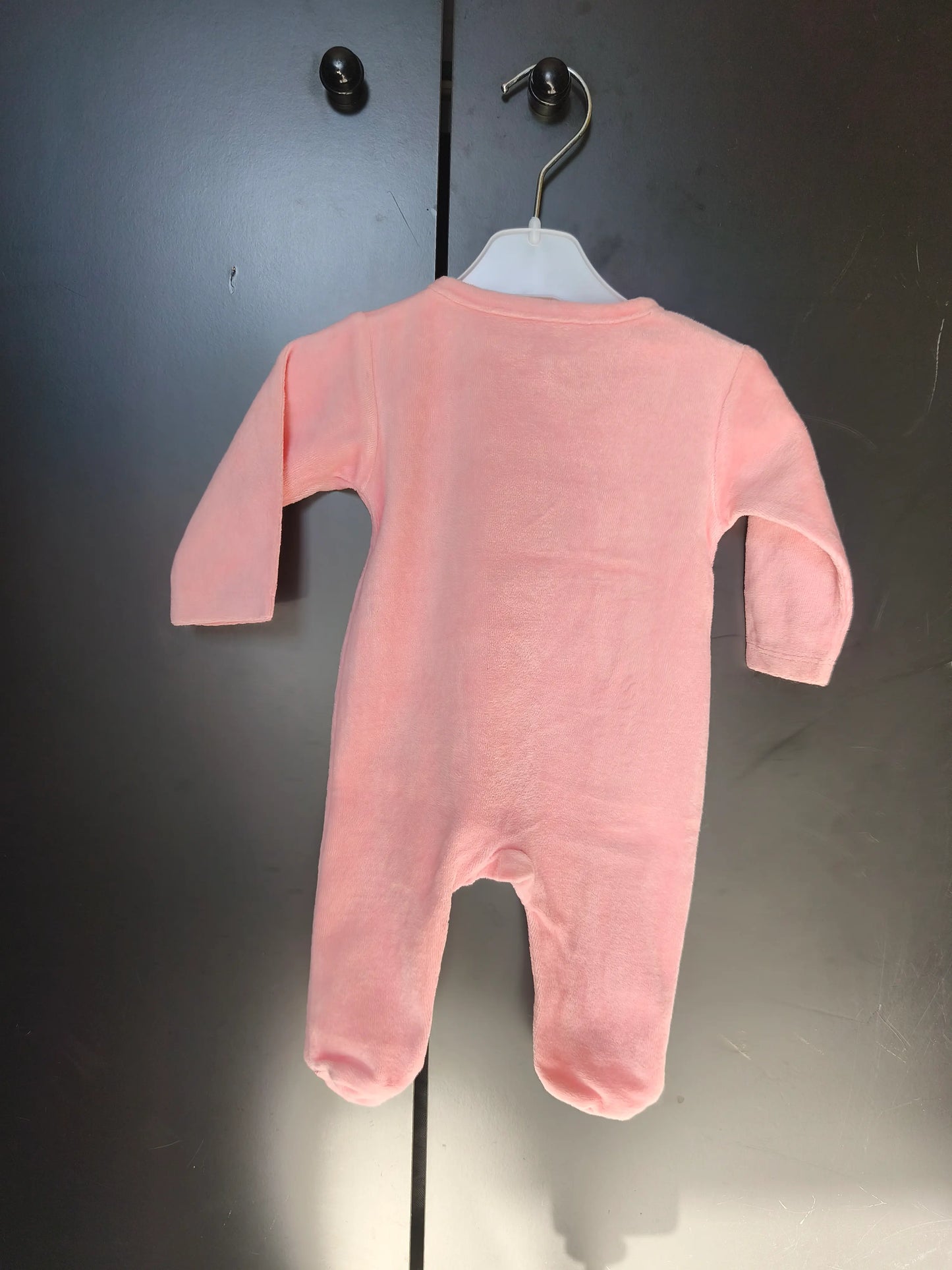 Grenouillère Rose – “Je fais craquer mon papa” – Manches Longues – 1 Mois ref 192
