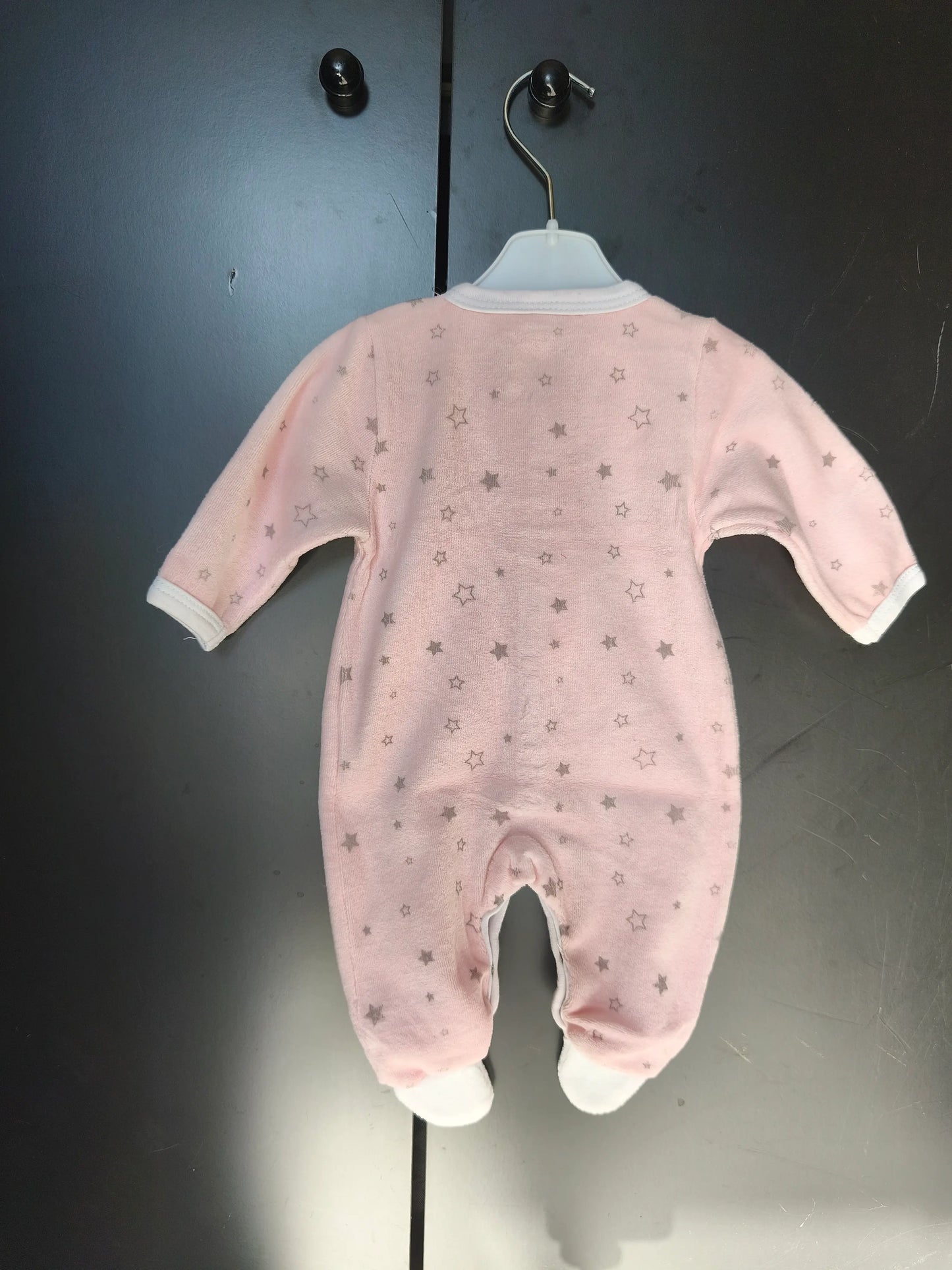 Grenouillère Rose à Étoiles – Trois Kilos Sept – 1 Mois ref 302