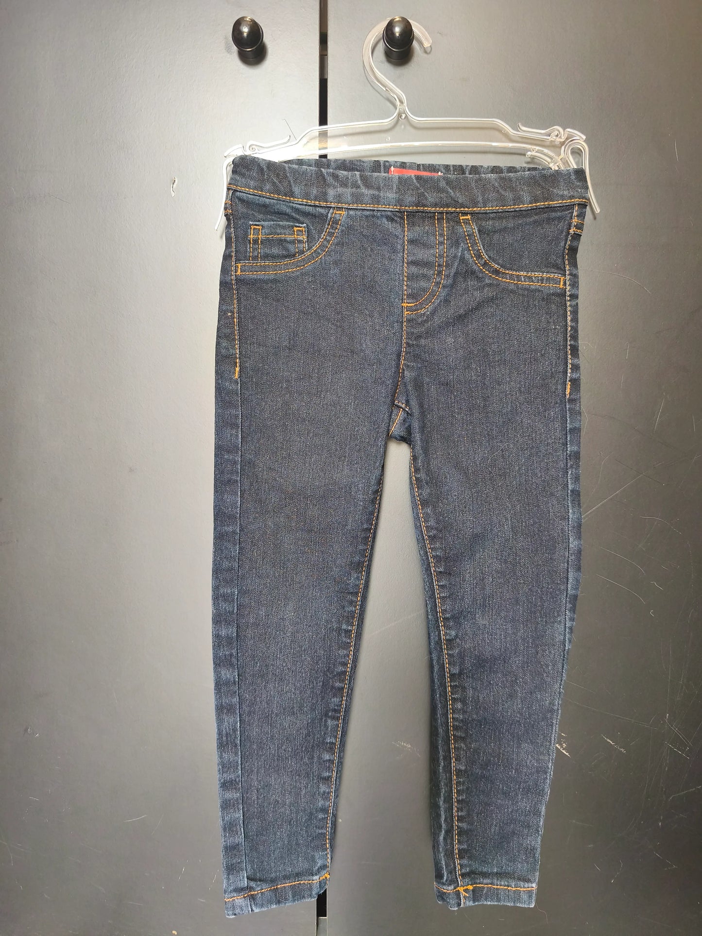Jean bleu nuit Tissaia 3 ans – Confort et style pour les petits ref 78