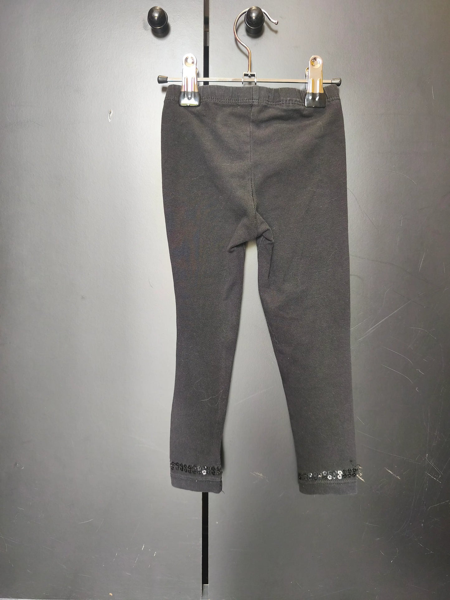 Legging noir avec paillettes aux chevilles Du Pareil au Même – Taille 2 ans ref 86
