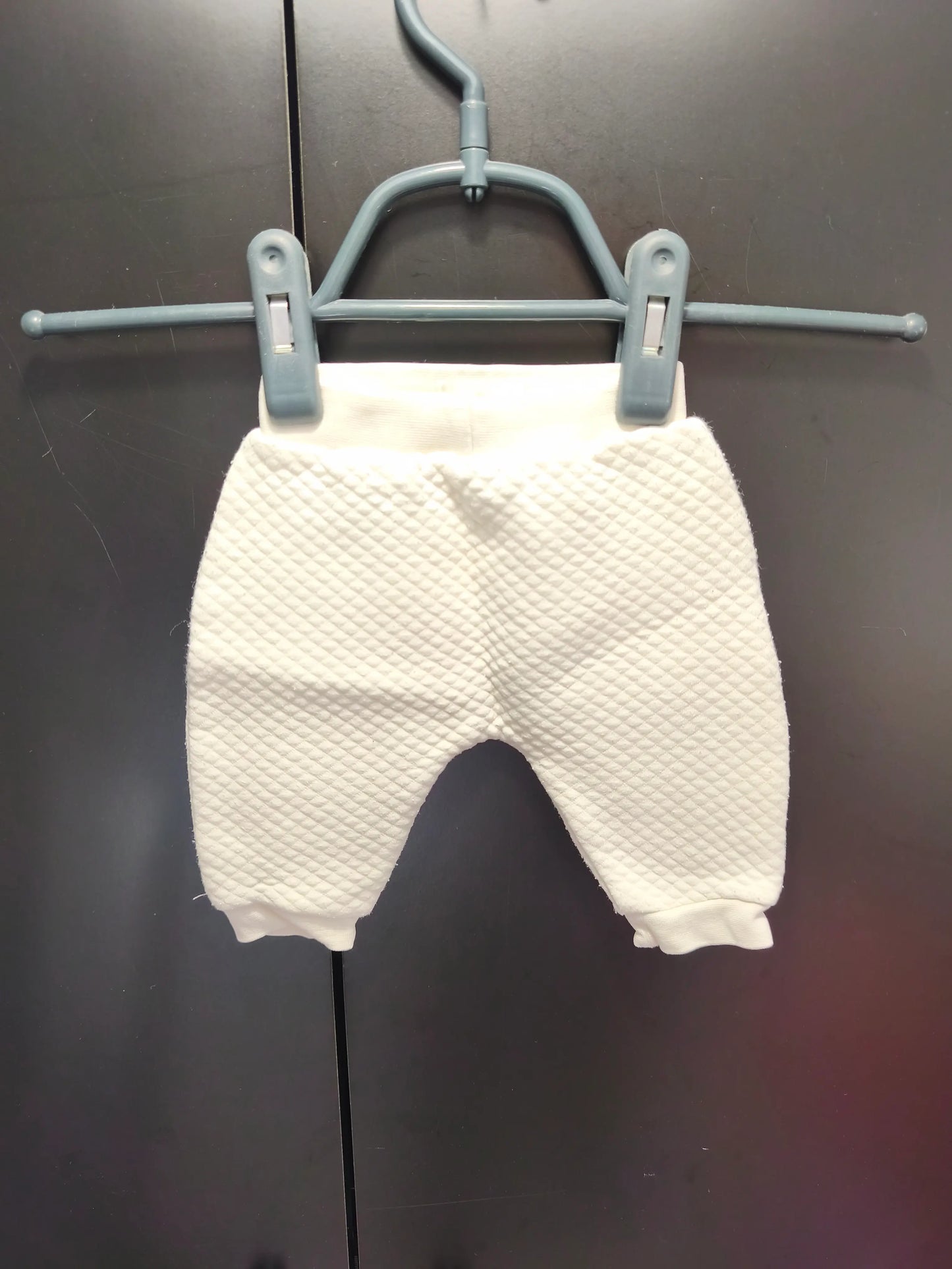Pantalon Blanc Matelassé – 1 mois ref 609
