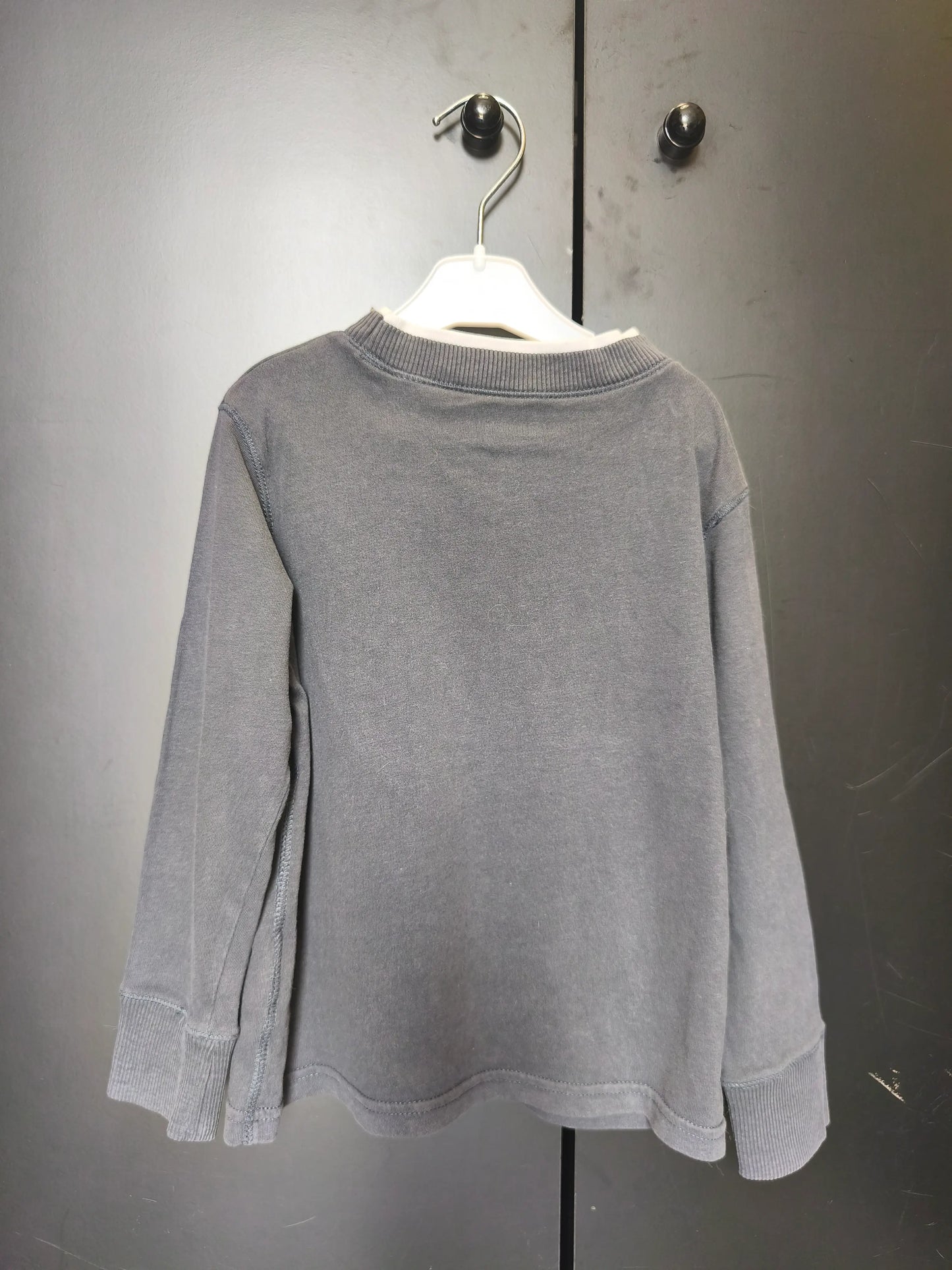 T-shirt Okaïdi 5 ans - Gris manches longues "Today is a 96", double col rond ref 22
