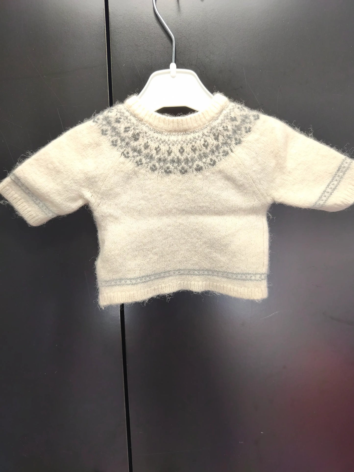 Pull Gris et Blanc – 1 Mois ref 606