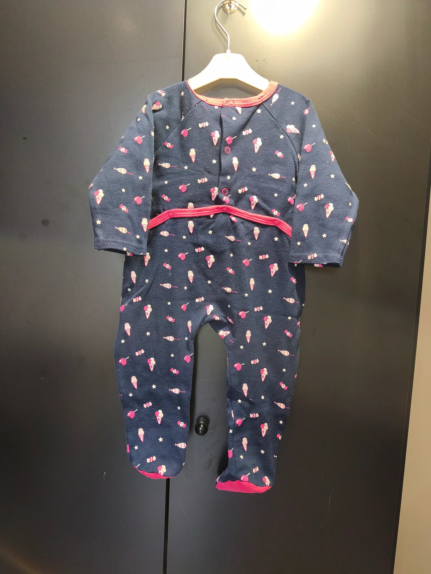 Grenouillère Velours Bleu Nuit "Glaces et Bonbons" – Tissaia 18 mois ref 383
