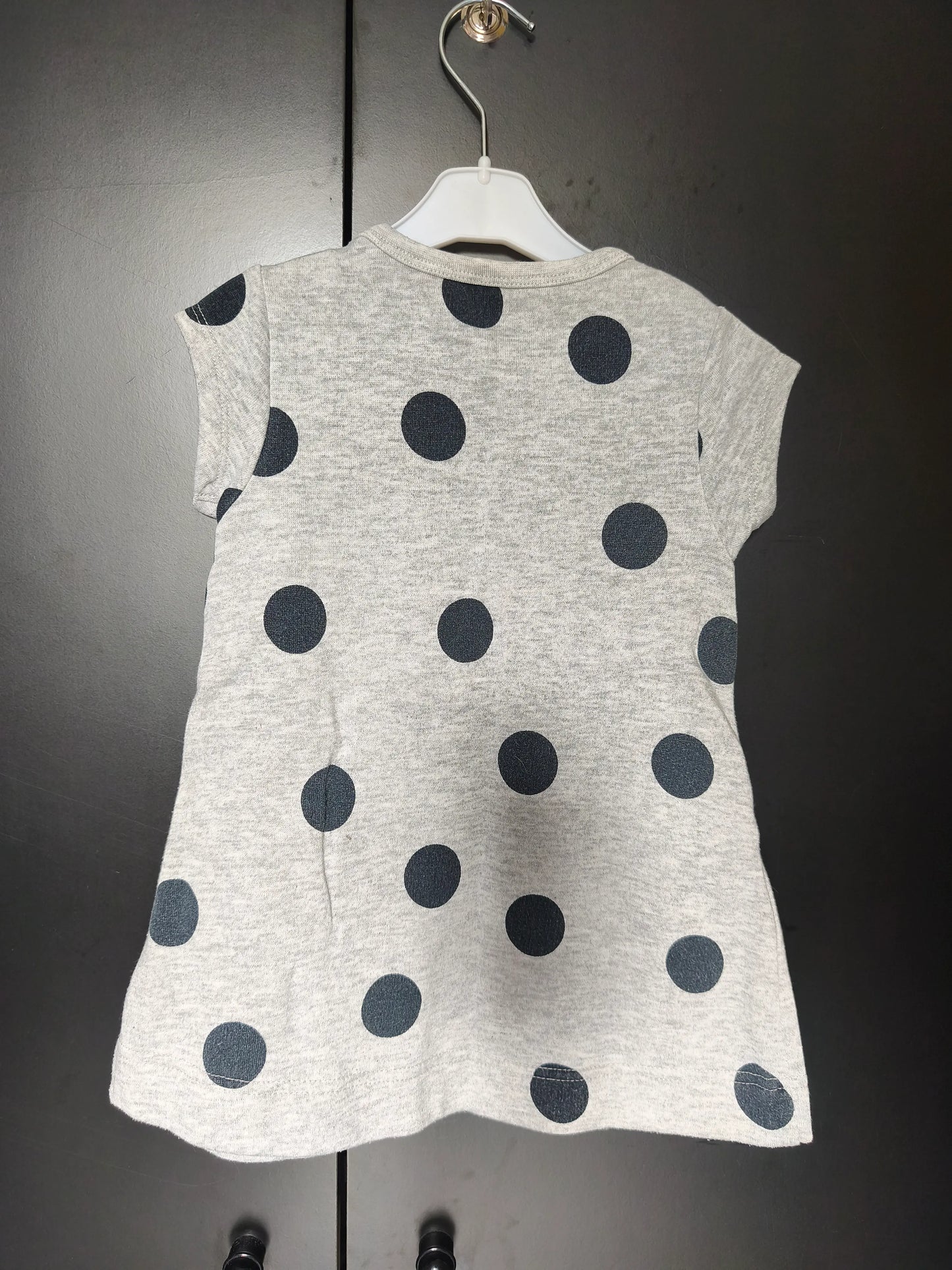 Robe grise à pois noirs – Orchestra 24 mois ref 420