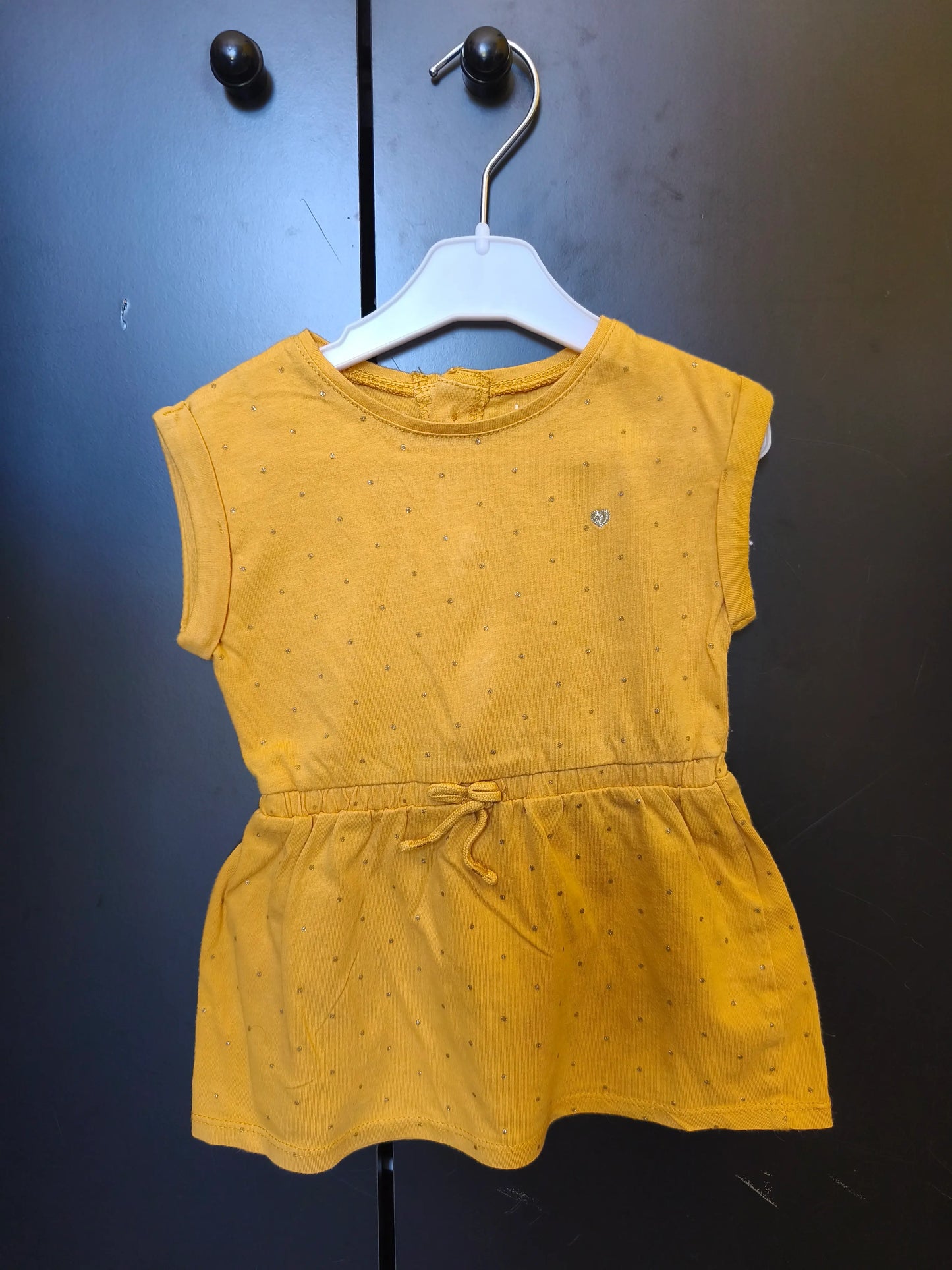 Robe Moutarde à Pois Dorés – Kiabi – 6 Mois ref 206