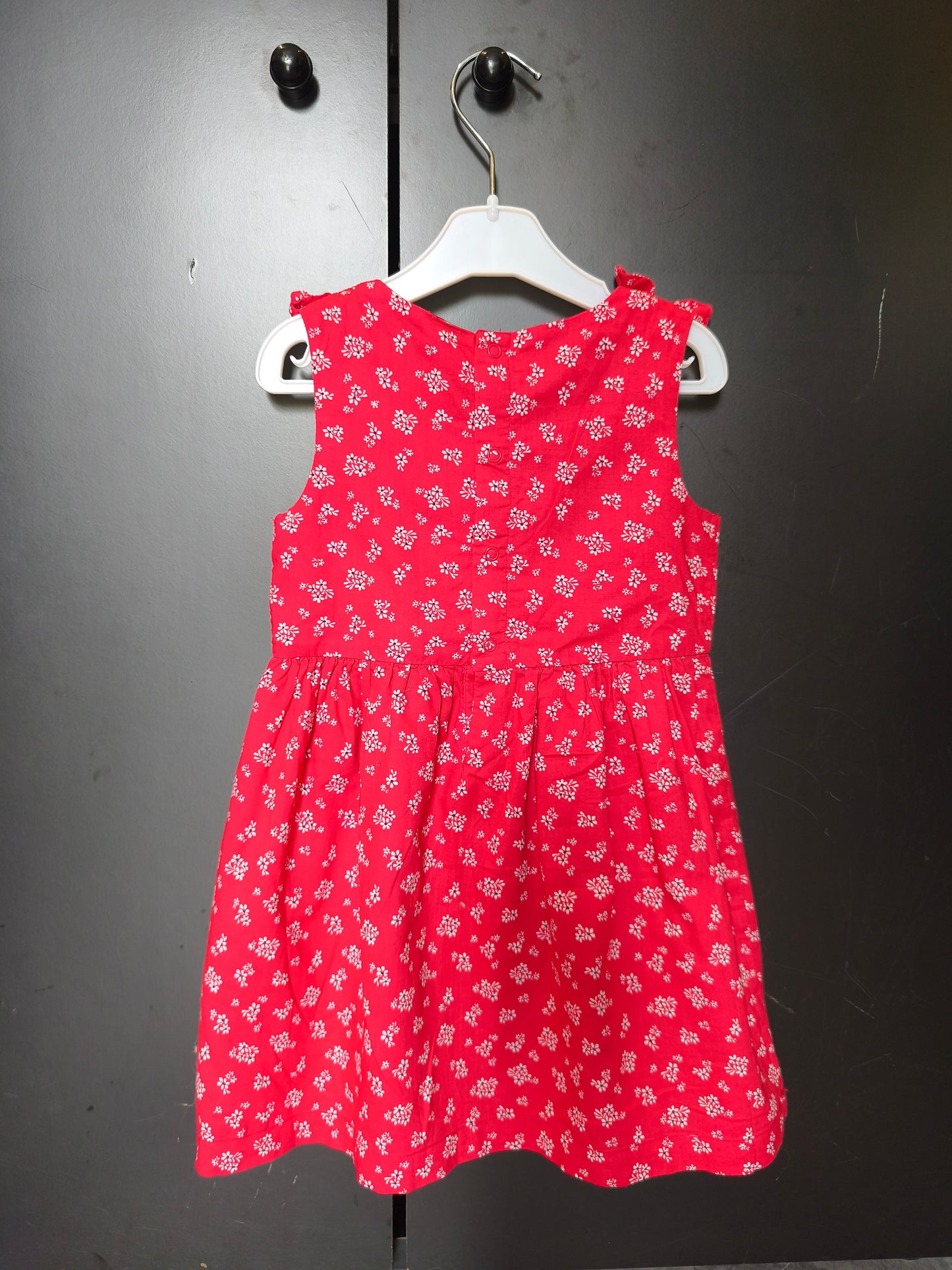 Robe Kiabi 24 mois – rouge à fleurs blanches 🎀🌸 ref 144