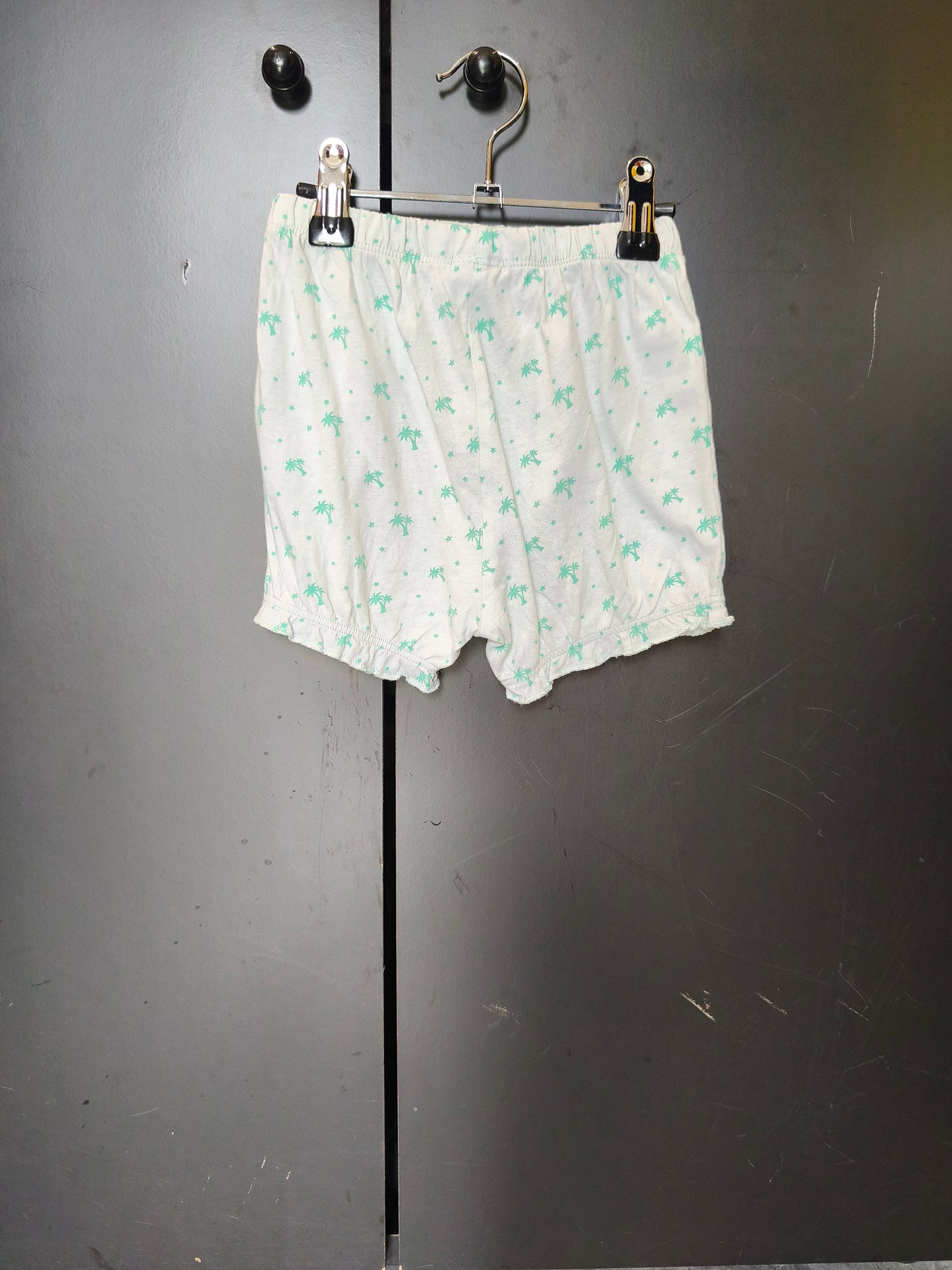 Short 18 mois – vert d’eau clair palmier et étoile 🌴⭐ ref 133