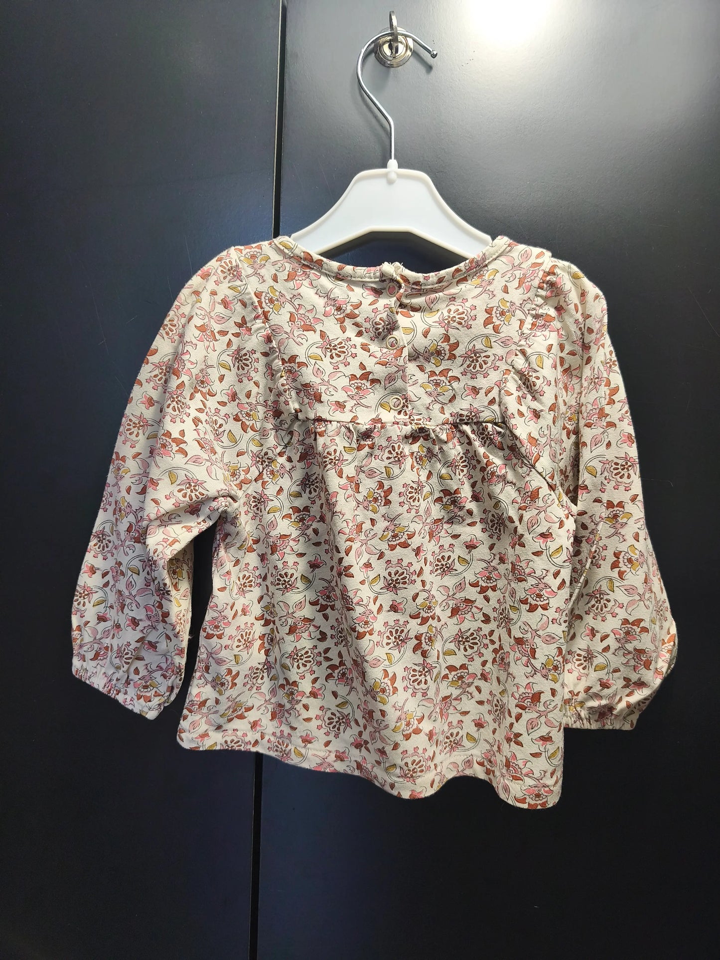 T-shirt crème à imprimé floral rose et rouge – Verbaudet 18 mois ref 347