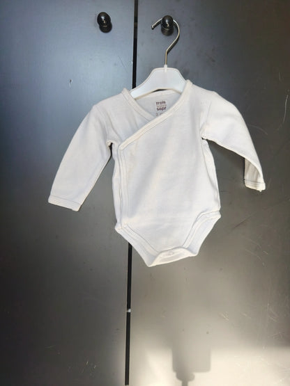 Body Blanc – Ouverture Devant – 3 Mois / 3,7 kg ref 184