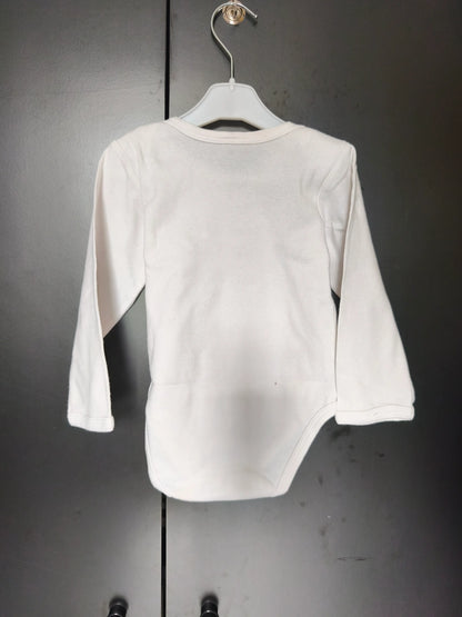 Body blanc manches longues “Trop mignonne pour dormir seule” – Bébé Rêve 24 mois ref 406