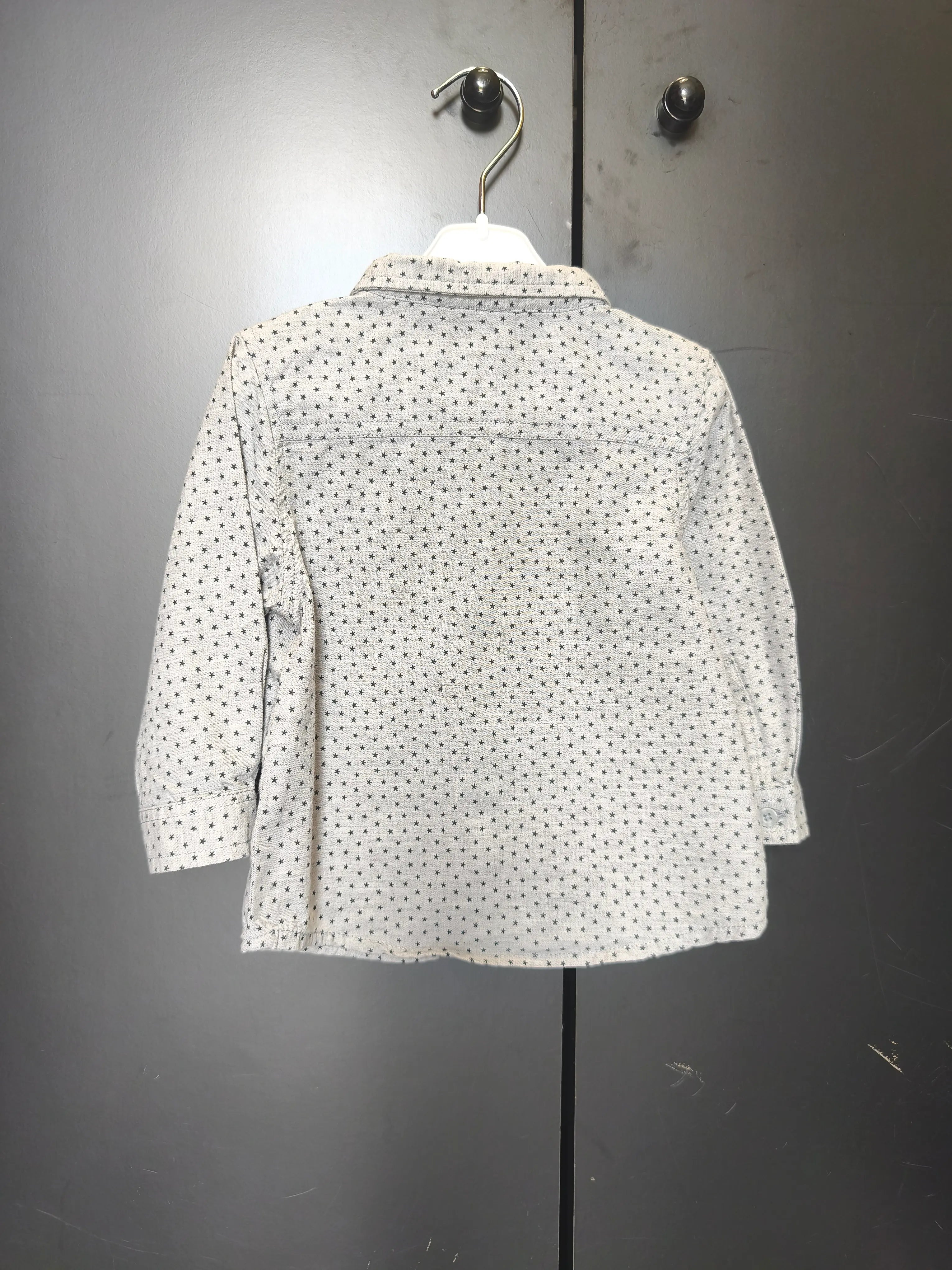 Chemise Orchestra 12 mois - Grise à étoiles, manches longues, 100% coton