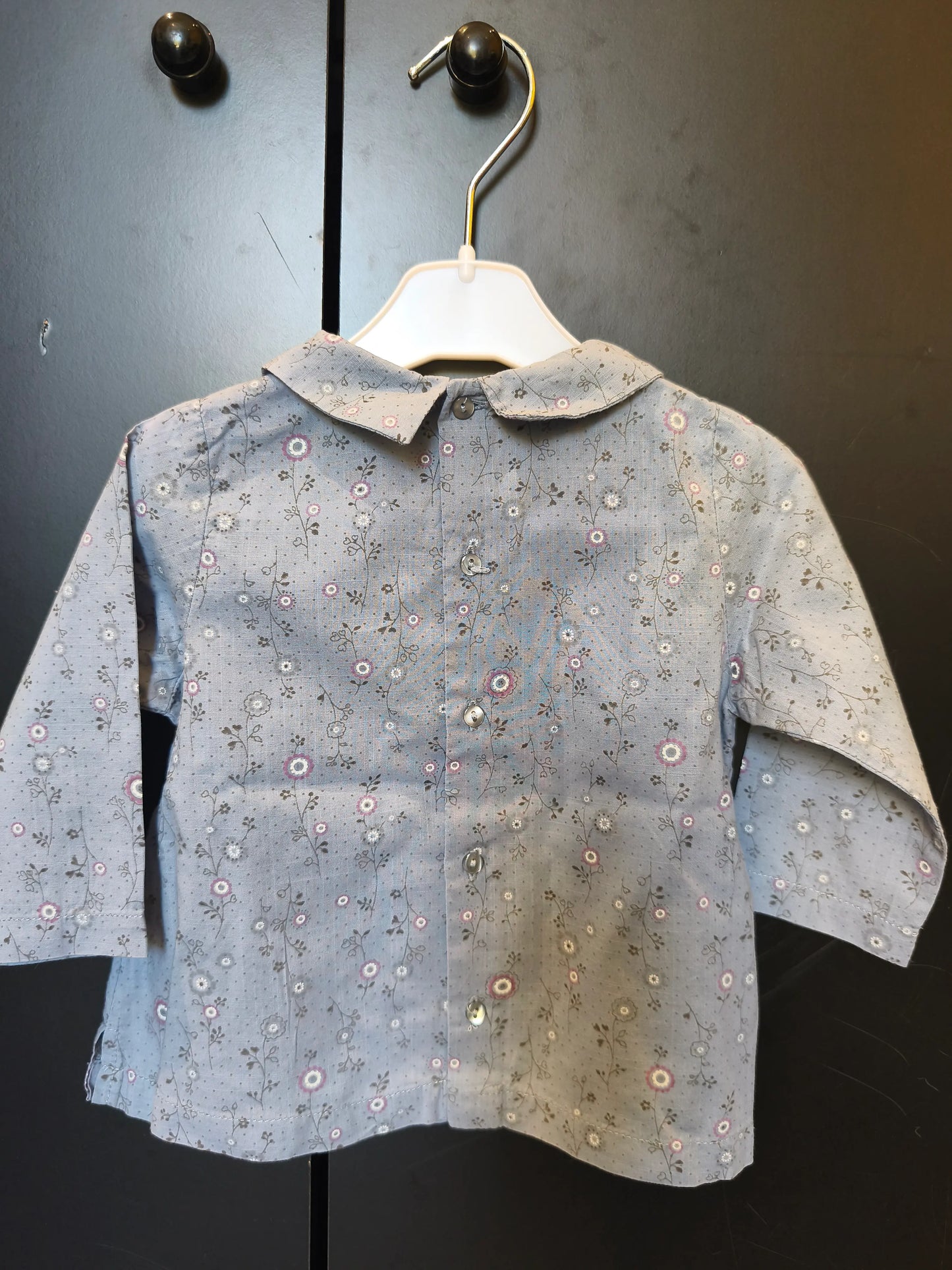 Chemisette bleu imprimé fleurs – Bout’chou – 9 mois ref 282