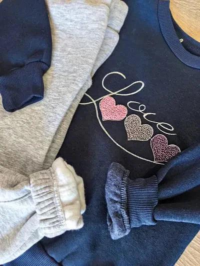 Ensemble hiver "Love" - Dernière taille 3 ans ref 6079