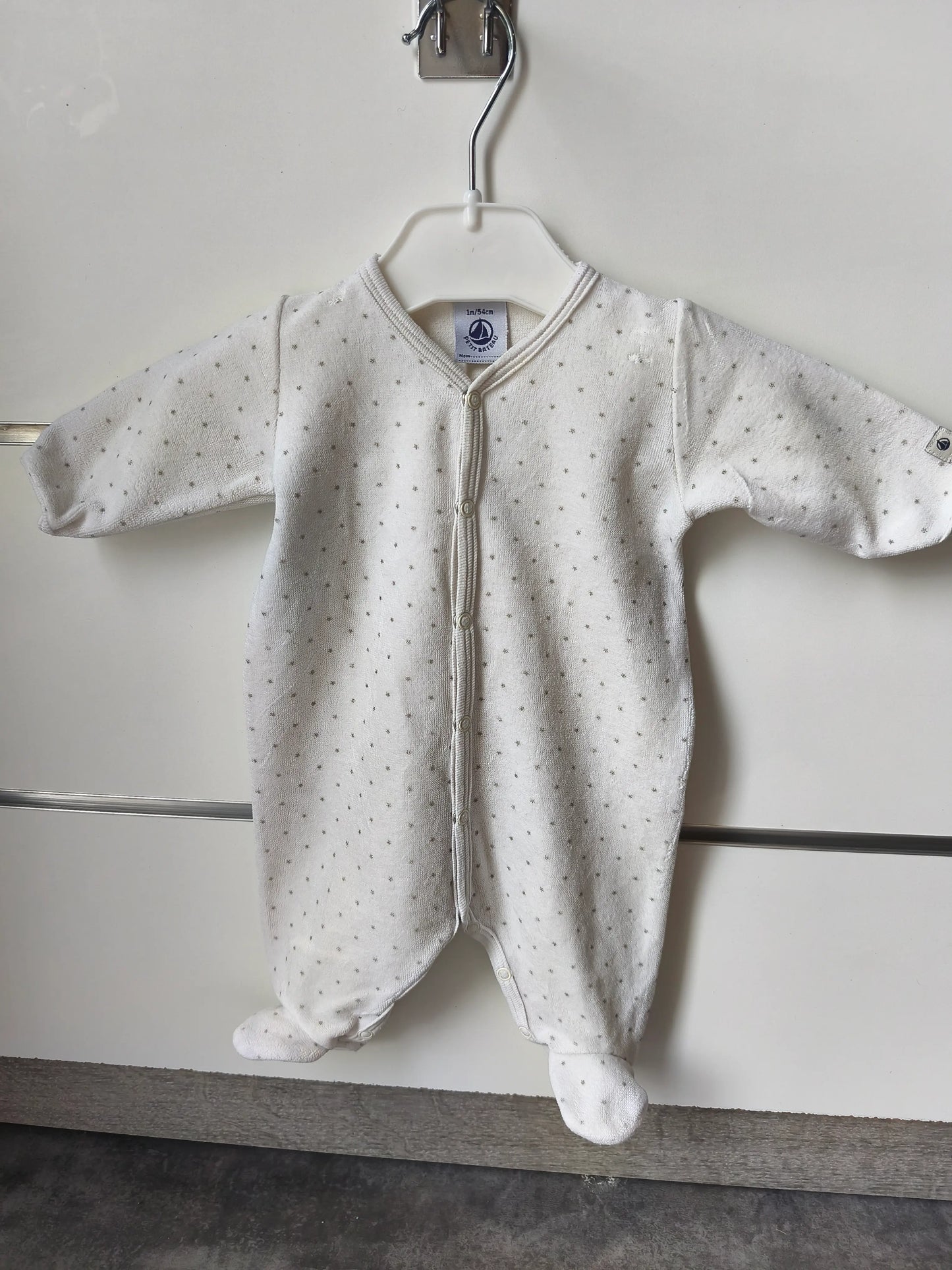 Grenouillère Blanche à Pois Gris 1 mois ref 678