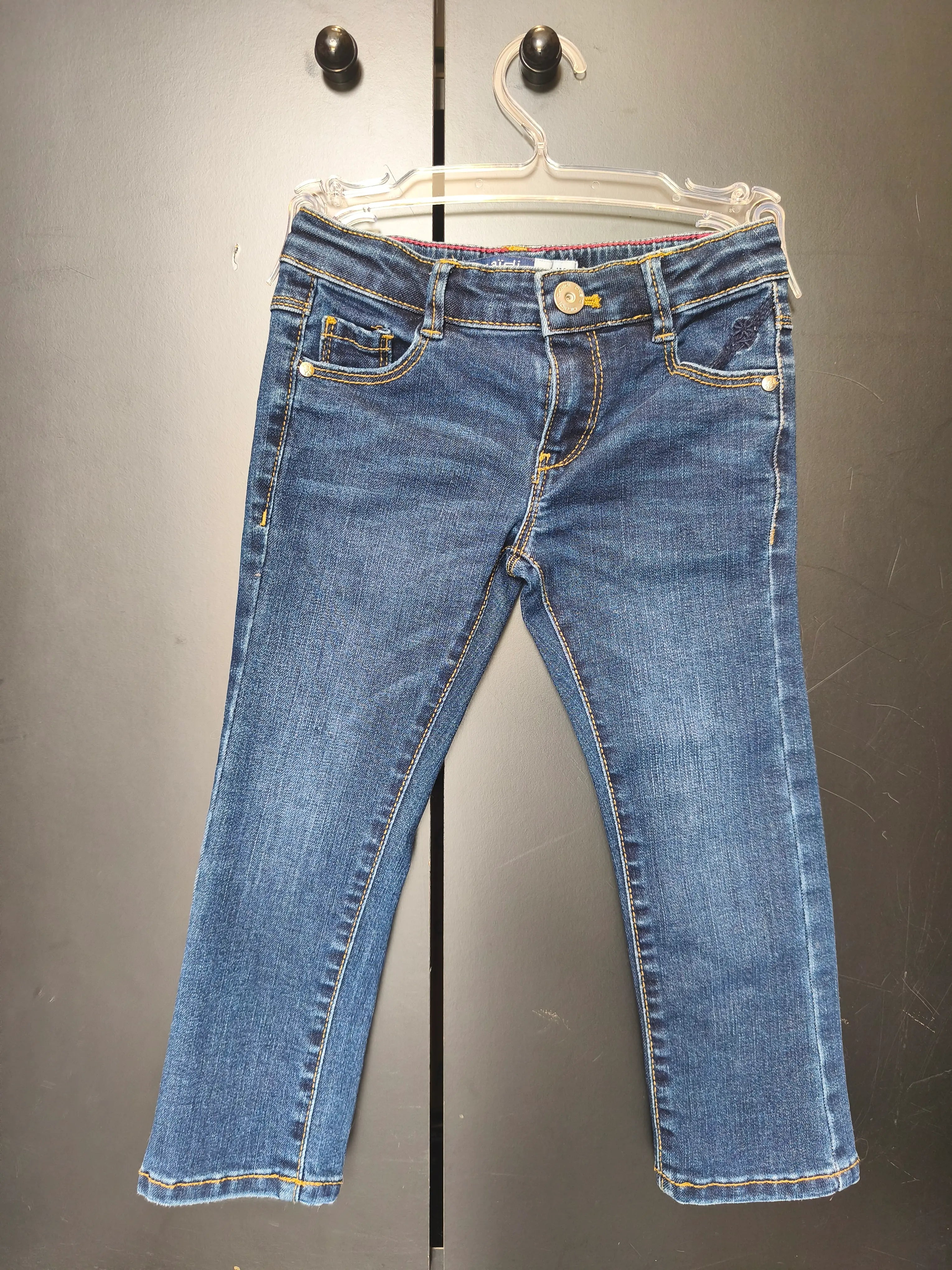 Jean slim bleu Okaïdi 3 ans – Style moderne et confort assuré