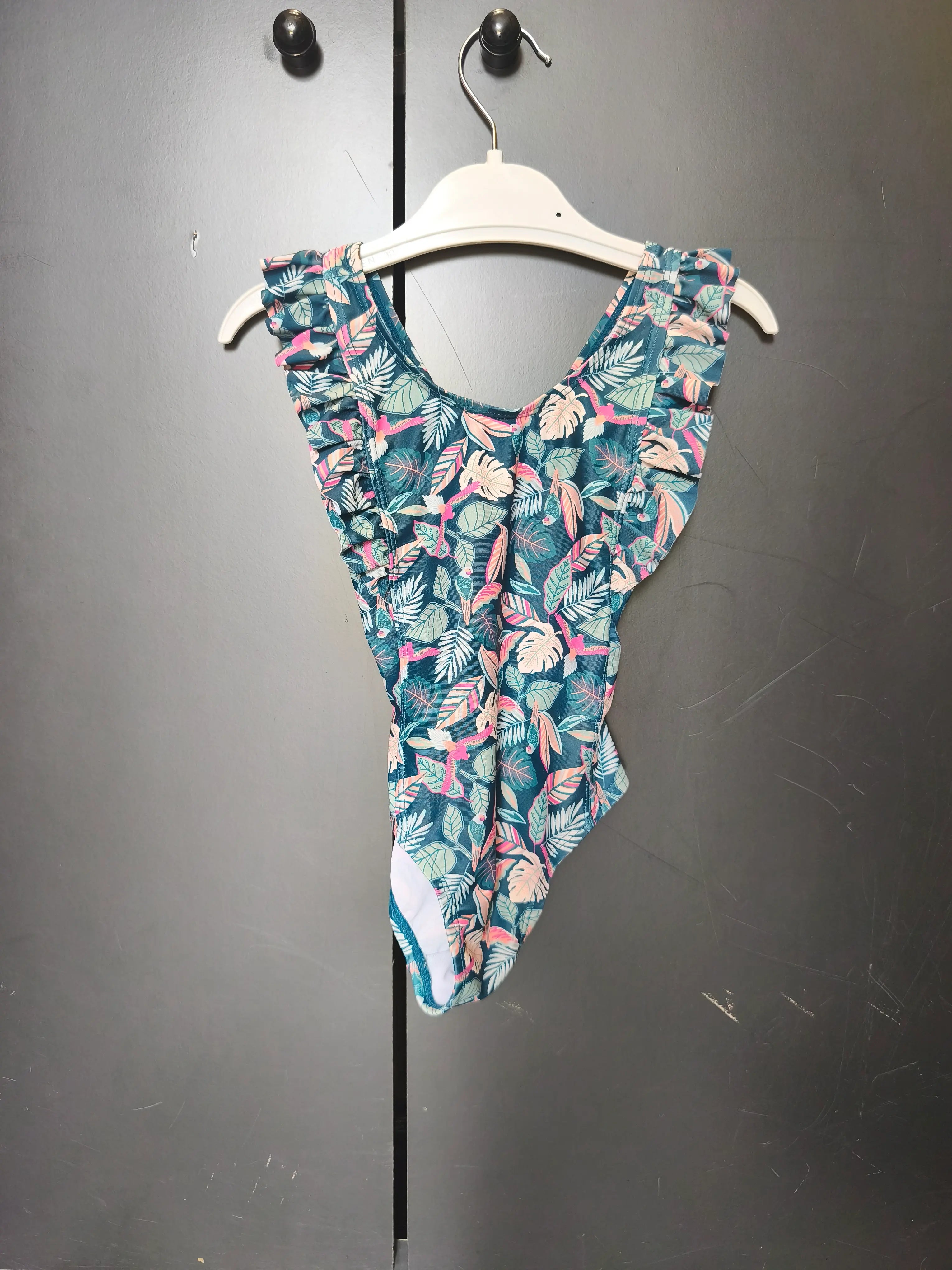 Maillot de bain bébé vert feuillage Vertbaudet 2 ans – Volants & dos croisé