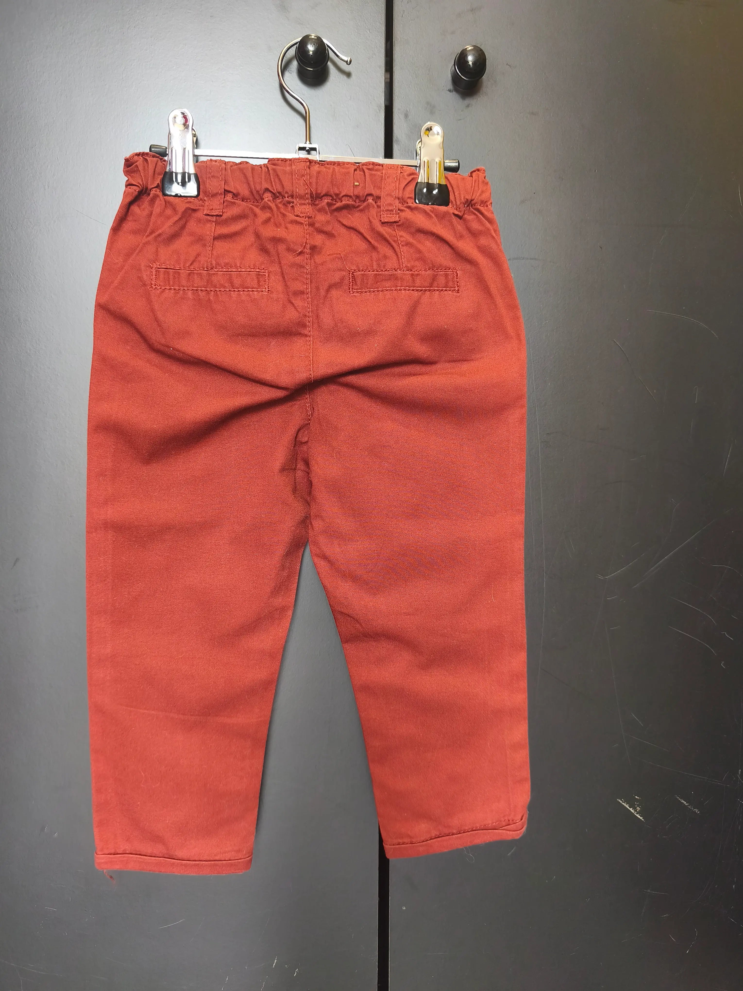 Pantalon chino Kiabi 18 mois - Poches avant, bouton simple & élastique intérieur