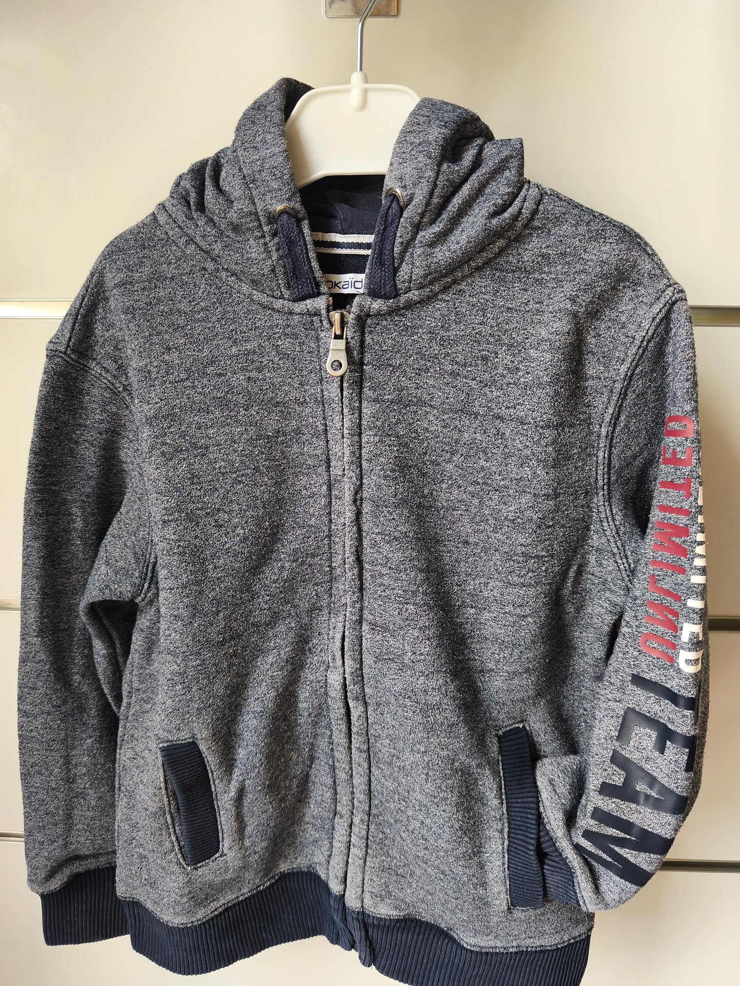 Pull à Capuche Gris Bleuté 6 ans ref 650