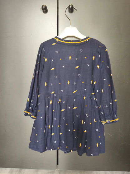 Robe Orchestra 2 ans - Bleu nuit, motif planètes & détails dorés ref 62