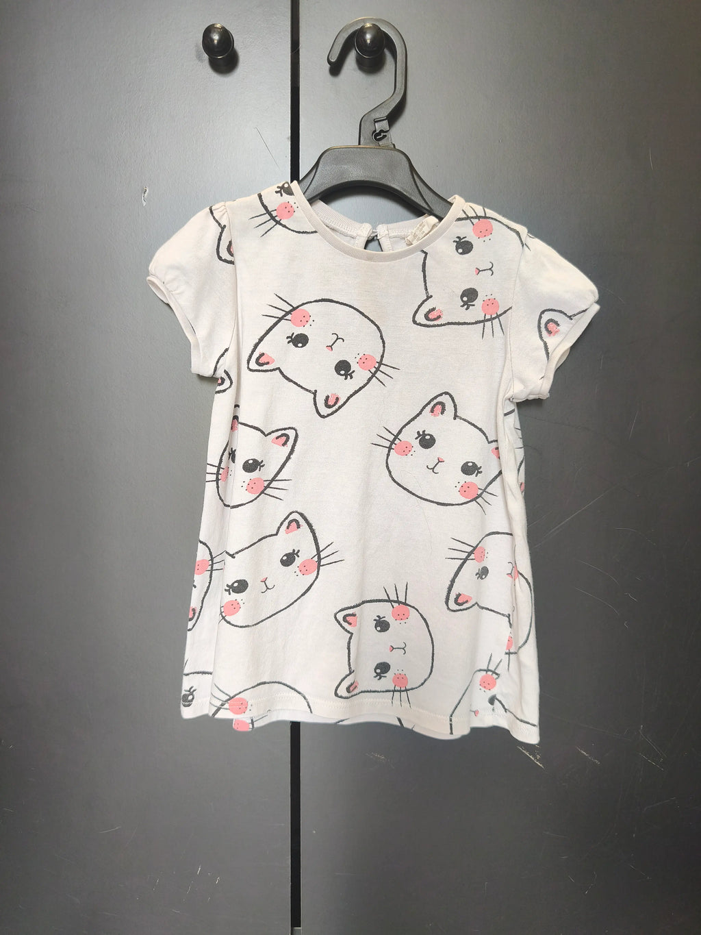 T-shirt H&M 12-18 mois - Blanc, tête de chat & manches courtes