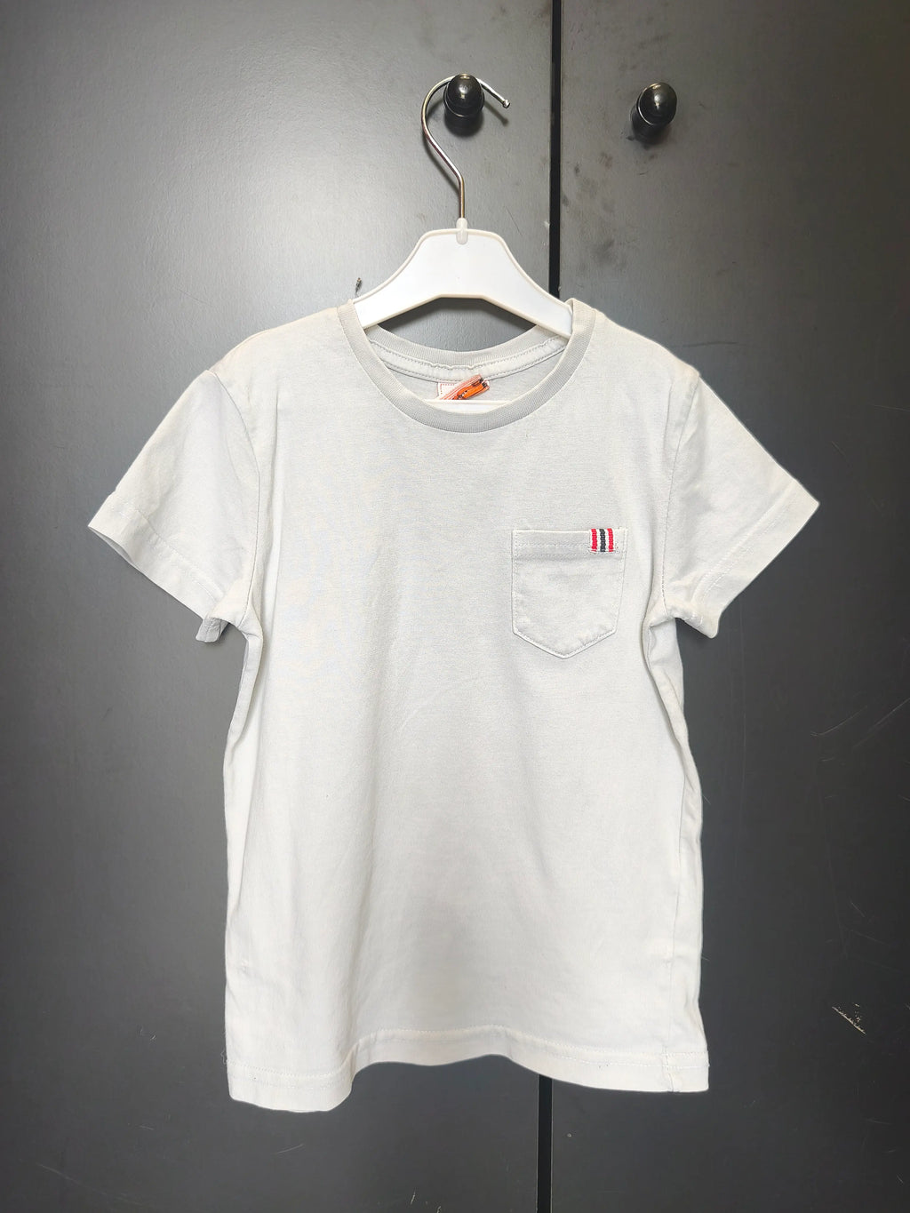 T-shirt enfant Tape à l’œil 4 ans - Bleu pastel uni avec poche cœur