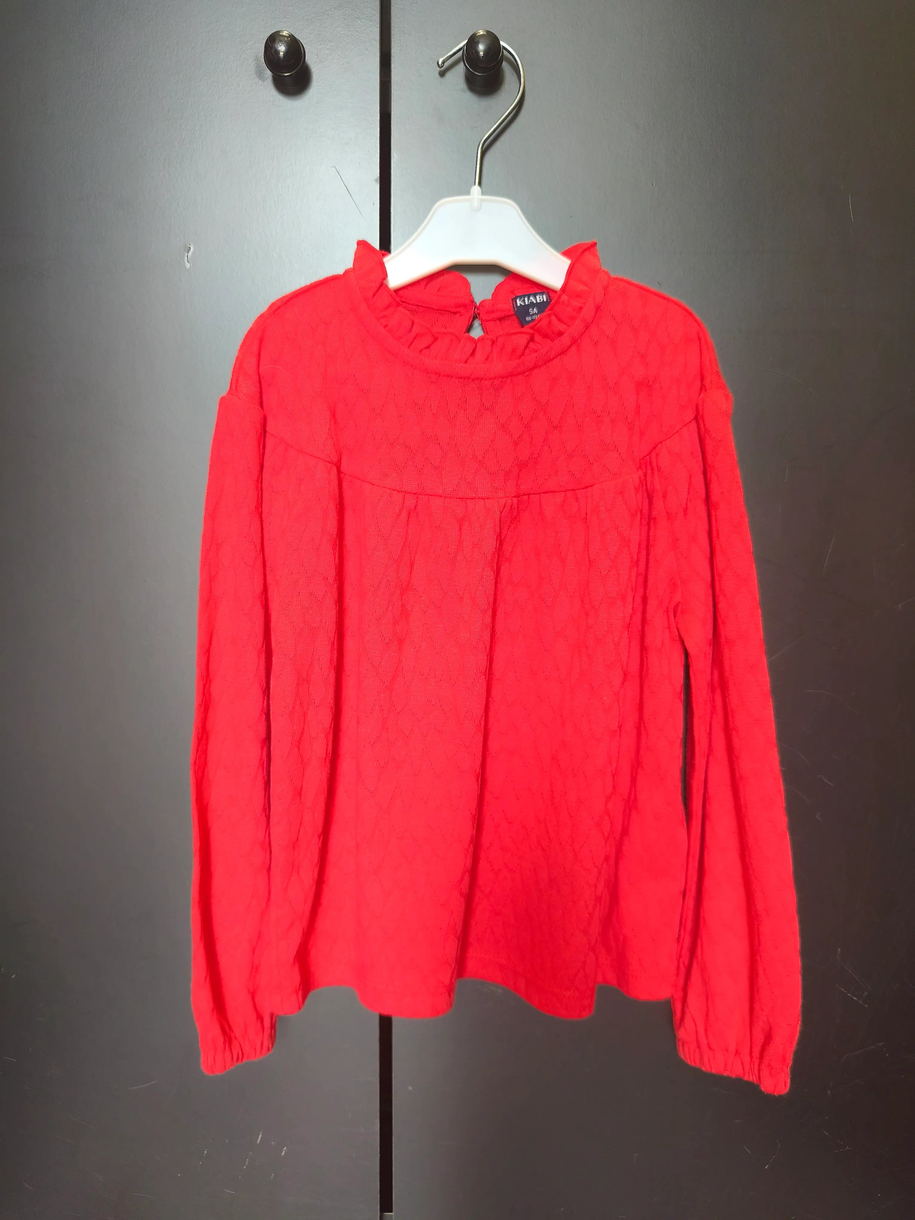 T-shirt Kiabi 5 ans - Rouge vif, manches longues & col à volant