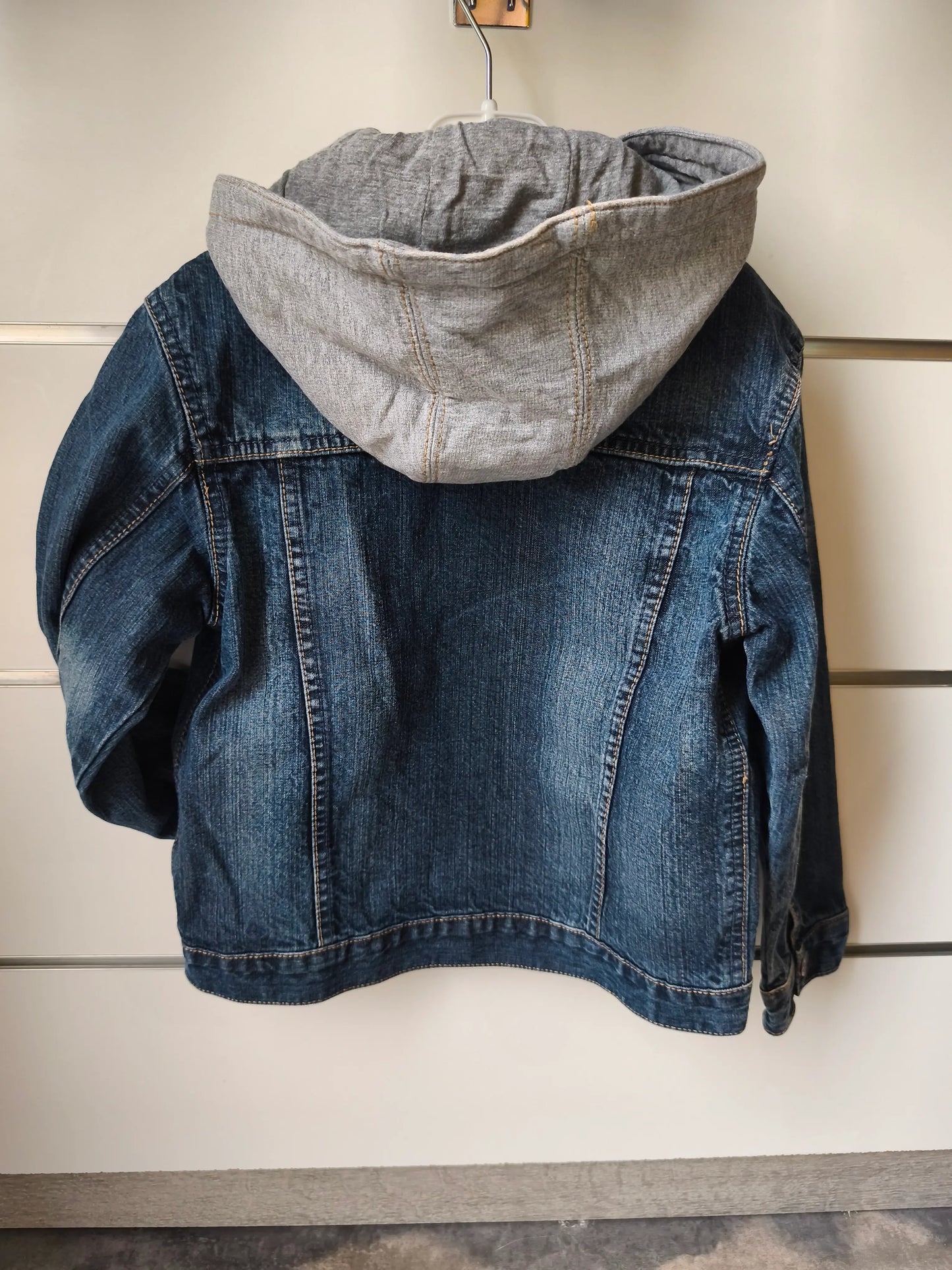 Veste en Jean à Capuche 6 ans ref 661